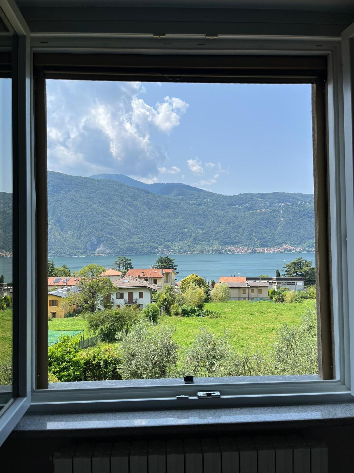 2 Cuori Al Lago - Appartamento In Villetta Singola แมนเดลโล เดล ลาริโอ ภายนอก รูปภาพ
